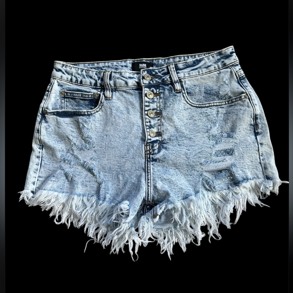 Distressed Shorts - Picture 1 of 4